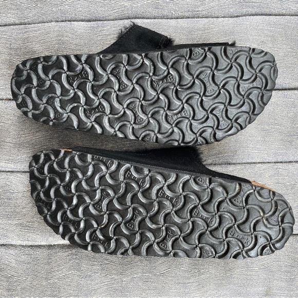 Birkenstock Arizona Shearling + Suede Leather in Black on Black - Picture 3 of 6